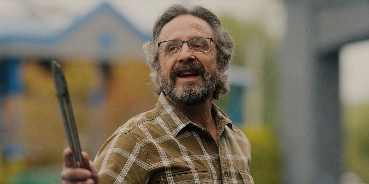 Marc Maron features as Mitts in the sports comedy series. (Image via tv.apple.com)